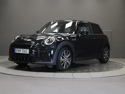 Svart Begagnad 2022 Mini Cooper SE Halvkombi | 229 000 kr (Marknadspris)