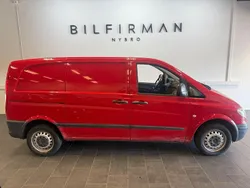Röd Begagnad 2006 Mercedes Vito Minibuss | 49 900 kr (Dyr)