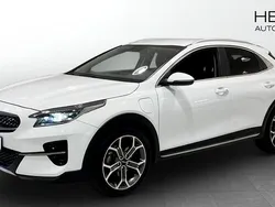 Vit (white) Begagnad 2022 Kia XCeed Advance SUV | 269 900 kr (Marknadspris)