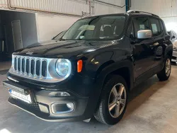Svart Begagnad 2015 Jeep Renegade Limited SUV | 109 000 kr (Marknadspris)