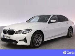 Vit Begagnad 2020 BMW 330e Sport Line Sedan | 244 900 kr (Bra pris)