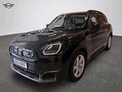 Svart Begagnad 2024 Mini Countryman SUV | 449 900 kr