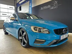 Blå Begagnad 2013 Volvo V60 R-Design Kombi | 225 000 kr