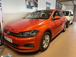 Orange Begagnad 2017 VW Polo Halvkombi | 165 000 kr (Lite dyr)