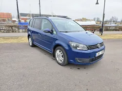Blå Begagnad 2012 VW Touran Minibuss | 53 000 kr (Superpris)
