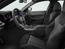 Vit Ny 2025 BMW i4 Comfort Edition Sedan | 699 500 kr (Marknadspris)