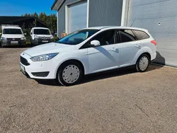 Vit Begagnad 2017 Ford Focus Trend Kombi | 115 000 kr (Marknadspris)