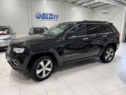 Svart Begagnad 2015 Jeep Grand Cherokee SUV | 199 900 kr (Marknadspris)