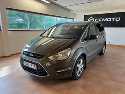 Grå Begagnad 2011 Ford S-MAX Business Edition Minibuss | 104 900 kr (Marknadspris)
