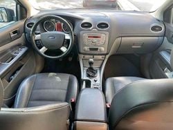 Begagnad 2010 Ford Focus Halvkombi | 33 500 kr (Marknadspris)