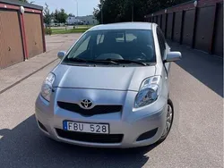Silver Begagnad 2009 Toyota Yaris Halvkombi | 45 000 kr (Bra pris)