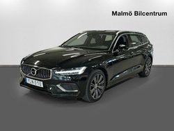 Svart Begagnad 2021 Volvo V60 Inscription Kombi | 314 900 kr (Marknadspris)