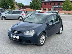 Mörkblå Begagnad 2007 VW Golf VI Trendline Halvkombi | 39 900 kr (Marknadspris)