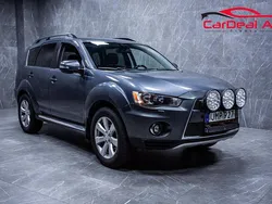 Grå Begagnad 2011 Mitsubishi Outlander SUV | 64 800 kr