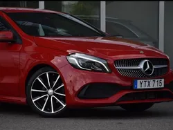 Röd Begagnad 2018 Mercedes A180 Halvkombi | 149 900 kr (Marknadspris)