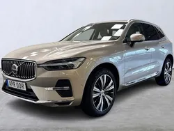 Ljusgrå (grå) Begagnad 2023 Volvo XC60 Ultimate SUV | 609 900 kr (Dyr)