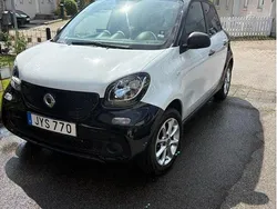 Vit Begagnad 2016 Smart ForFour Halvkombi | 48 000 kr