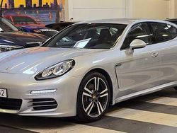 Silver Begagnad 2015 Porsche Panamera Sport Halvkombi | 409 000 kr