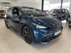 Blå (aurora blue metallic) Begagnad 2022 Cupra Born e-Boost Halvkombi | 294 900 kr (Marknadspris)