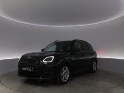 Svart Begagnad 2024 Mini Countryman SUV | 439 900 kr