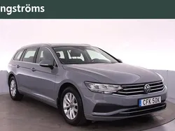 Grå (moonstone grey) Begagnad 2023 VW Passat Kombi | 309 000 kr (Marknadspris)