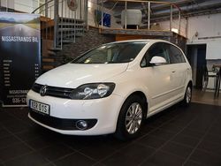 Vit Begagnad 2011 VW Golf Plus Cross Minibuss | 79 900 kr (Marknadspris)