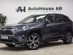 Grå Begagnad 2021 Toyota RAV4 Hybrid Style SUV | 369 000 kr (Bra pris)