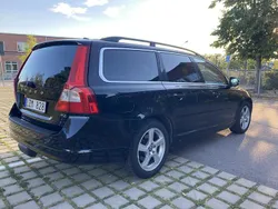 Svart Begagnad 2012 Volvo V70 Momentum Kombi | 99 000 kr (Marknadspris)