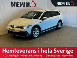 Vit Begagnad 2022 VW Golf Alltrack Kombi | 299 900 kr (Marknadspris)