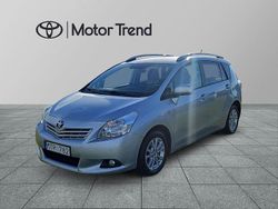 Silver Begagnad 2011 Toyota Verso Minibuss | 130 000 kr (Dyr)