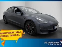 Grå Begagnad 2022 Tesla Model 3 Performance Sedan | 379 900 kr (Marknadspris)