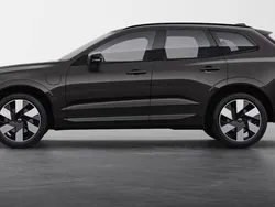Grå Ny 2025 Volvo XC60 Plus SUV | 719 900 kr