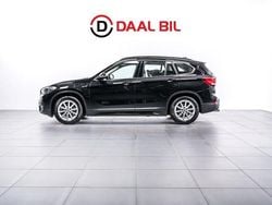 Svart Begagnad 2022 BMW X1 Sport Line SUV | 269 700 kr