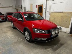 Röd Begagnad 2012 VW Passat Alltrack Kombi | 114 500 kr (Marknadspris)