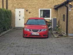 Röd Begagnad 2011 Saab 9-3 Vector Sedan | 60 000 kr (Marknadspris)