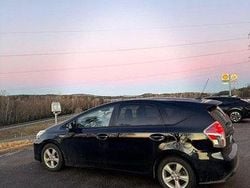 Svart Begagnad 2018 Toyota Prius+ Minibuss | 130 000 kr (Bra pris)