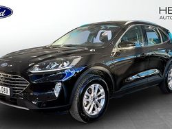 Svart (white) Begagnad 2022 Ford Kuga Titanium SUV | 269 900 kr (Lite dyr)