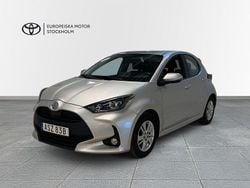 Silver Begagnad 2020 Toyota Yaris Active Halvkombi | 184 900 kr (Marknadspris)
