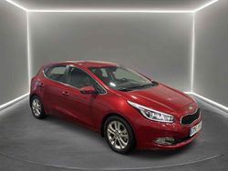 Röd Begagnad 2013 Kia Ceed Comfort Halvkombi | 114 900 kr (Lite dyr)