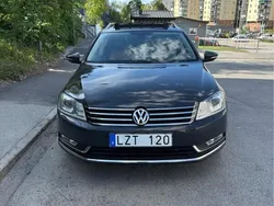 Grå Begagnad 2012 VW Passat Kombi | 65 000 kr (Marknadspris)