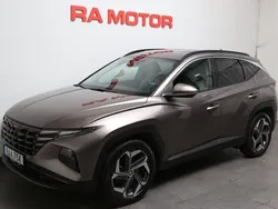 Brun (silky bronze metallic ) Begagnad 2022 Hyundai Tucson Advanced SUV | 349 900 kr (Marknadspris)