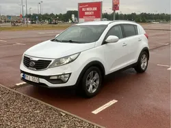 Vit Begagnad 2013 Kia Sportage EX SUV | 90 000 kr (Marknadspris)