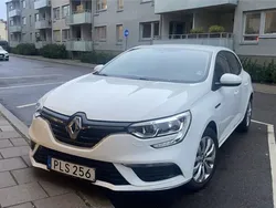 Vit Begagnad 2017 Renault Mégane IV Halvkombi | 108 000 kr (Marknadspris)