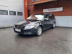 Svart Begagnad 2008 Volvo V70 Momentum Kombi | 89 900 kr (Dyr)