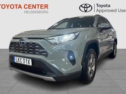 Grön Begagnad 2022 Toyota RAV4 Hybrid Comfort SUV | 359 900 kr (Marknadspris)