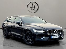 Svart Begagnad 2021 Volvo V60 Inscription Kombi | 254 900 kr (Marknadspris)