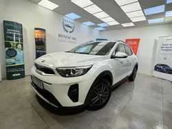 Vit Begagnad 2018 Kia Stonic Advance SUV | 110 900 kr (Marknadspris)