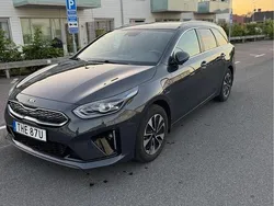 Grå Begagnad 2021 Kia Ceed Sportswagon Kombi | 189 000 kr (Superpris)