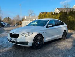Vit Begagnad 2013 BMW 535 Gran Turismo Shadowline Halvkombi | 189 900 kr