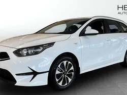 Vit (white) Ny 2025 Kia Ceed Kombi | 253 900 kr (Bra pris)